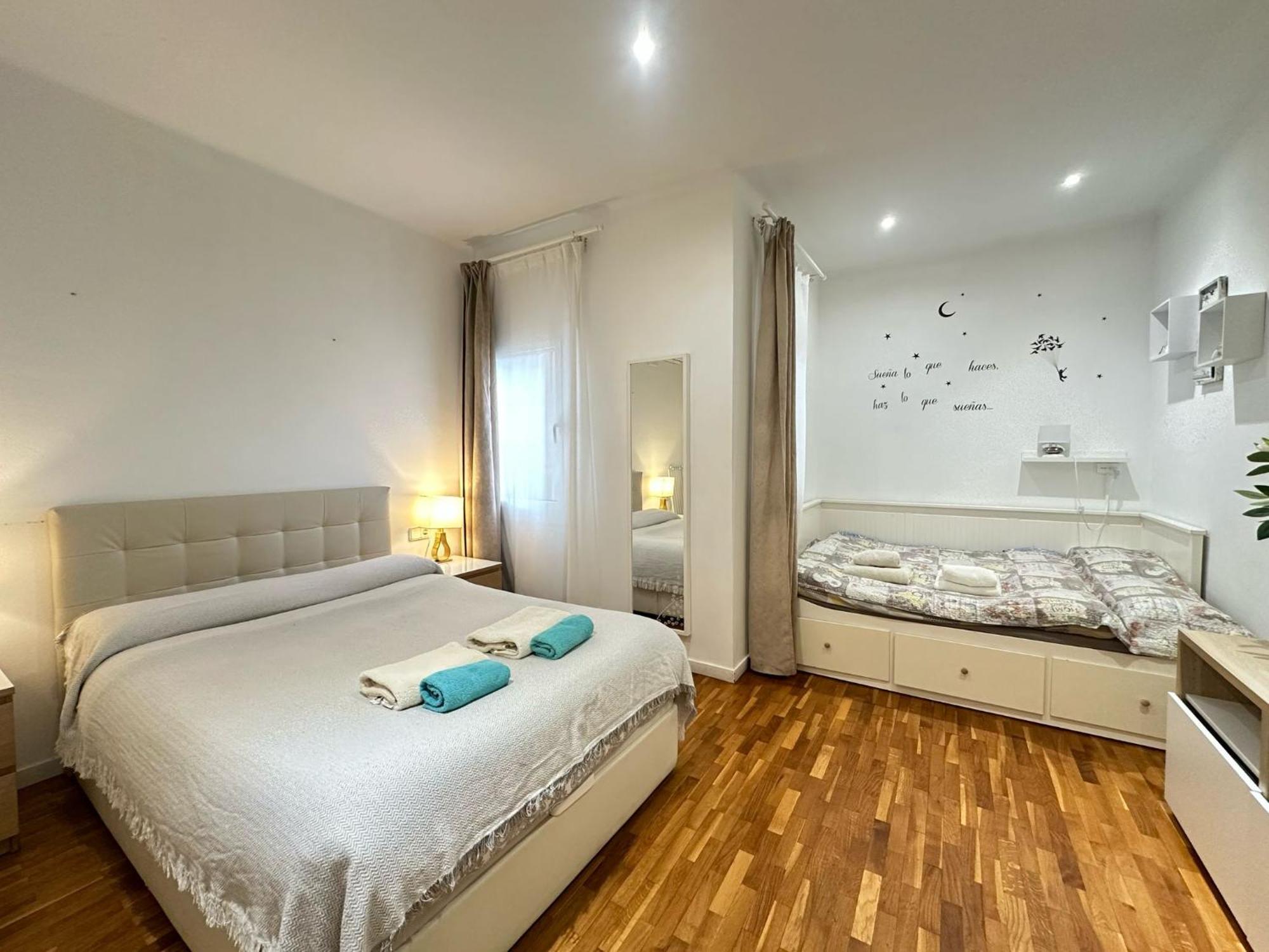 Nuevo Arago Habitaciones Barcelona Zewnętrze zdjęcie
